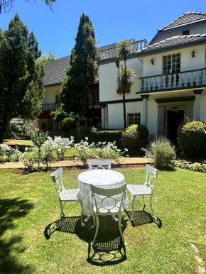 Garden Court